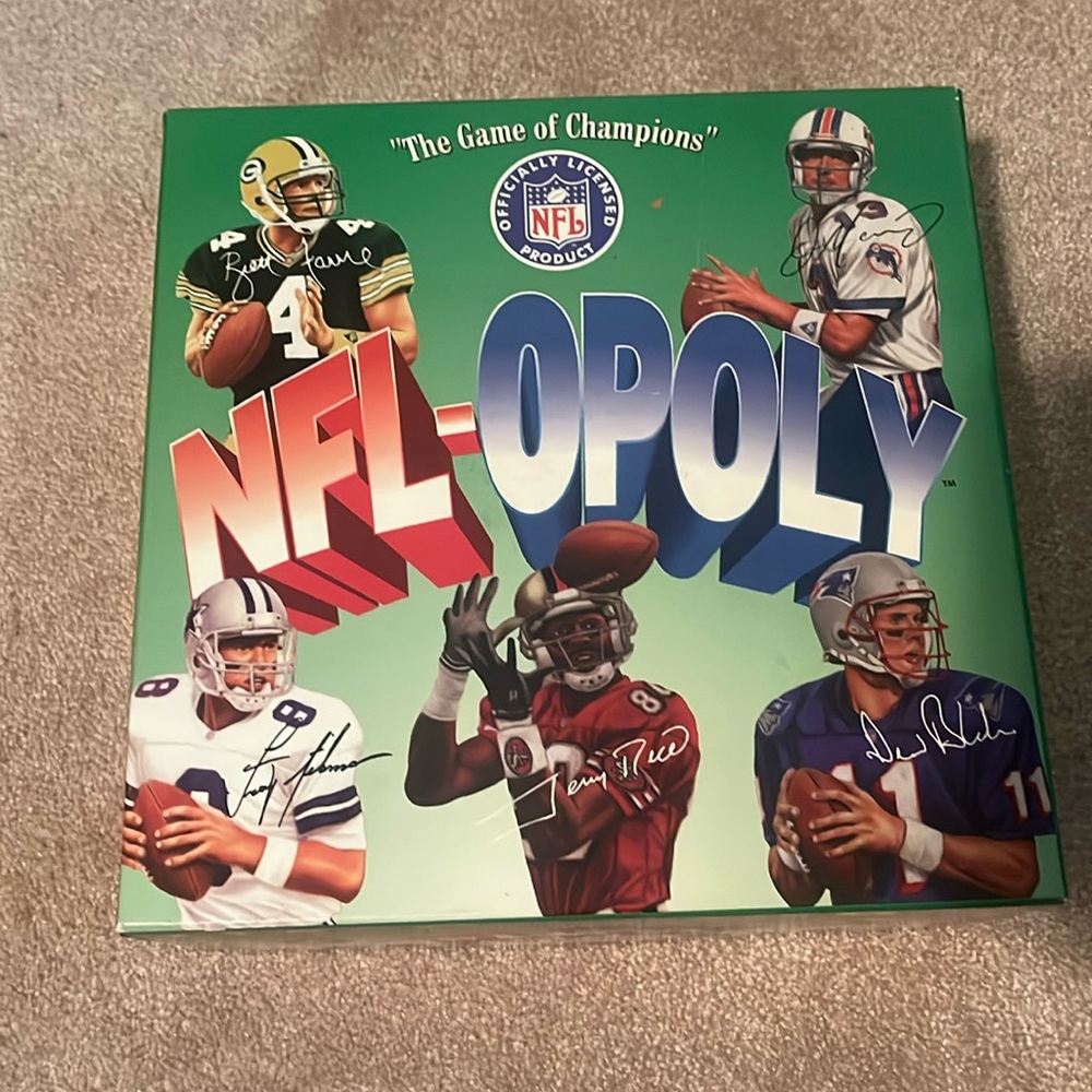 Vintage 1994 Team NFL-OPOLY The Game of Champions Board Game